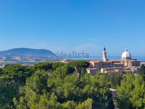 appartamento in vendita a Loreto