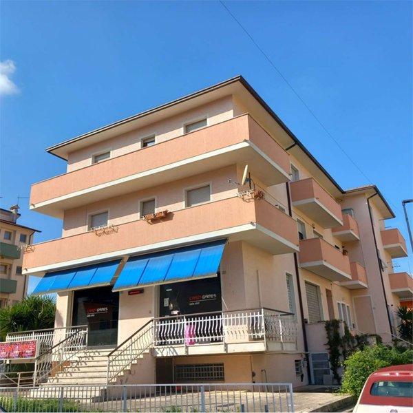 appartamento in vendita a Loreto in zona Villa Musone