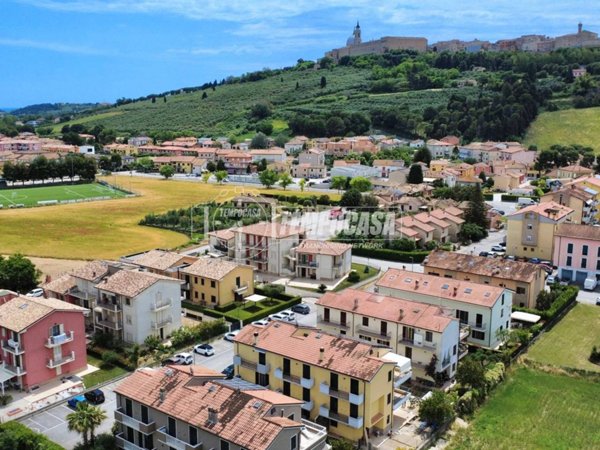 casa indipendente in vendita a Loreto in zona Villa Musone