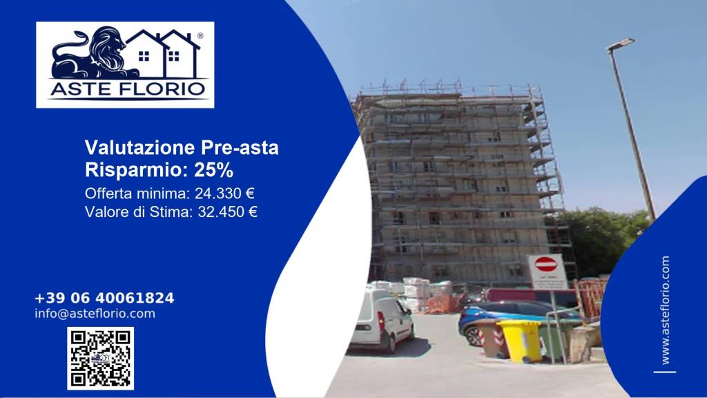 locale commerciale in vendita a Loreto