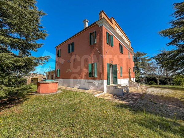 casa indipendente in vendita a Maiolati Spontini