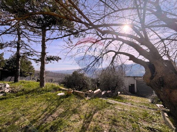 casa indipendente in vendita a Maiolati Spontini