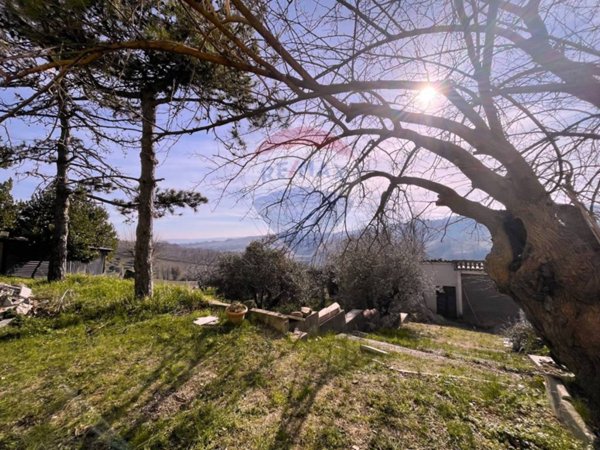 casa indipendente in vendita a Maiolati Spontini