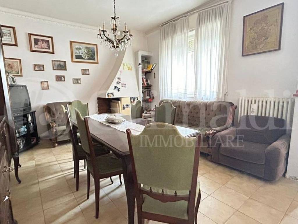 appartamento in vendita a Maiolati Spontini in zona Moie