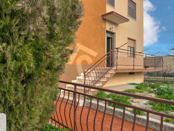 appartamento in vendita a Maiolati Spontini in zona Scorcelletti