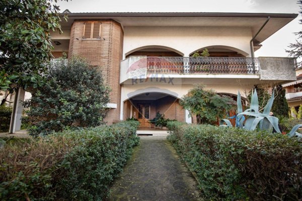 appartamento in vendita a Maiolati Spontini in zona Moie