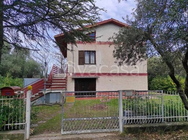 casa indipendente in vendita a Maiolati Spontini
