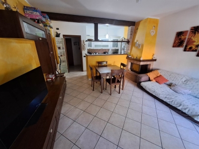 appartamento in vendita a Maiolati Spontini in zona Moie