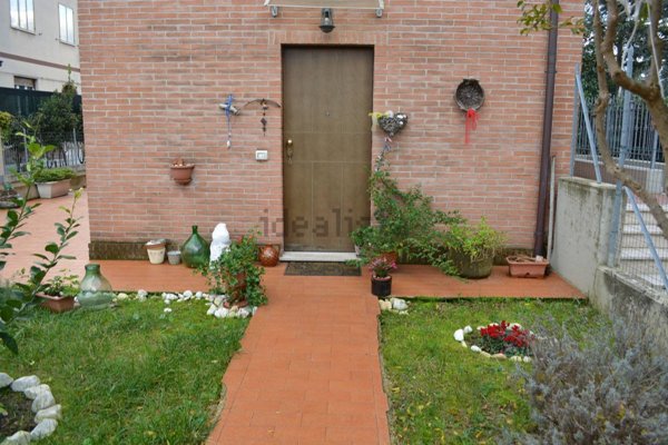 appartamento in vendita a Maiolati Spontini in zona Moie