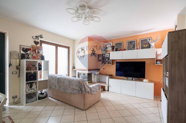 appartamento in vendita a Maiolati Spontini in zona Moie