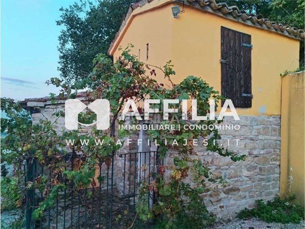 casa indipendente in vendita a Maiolati Spontini in zona Scisciano