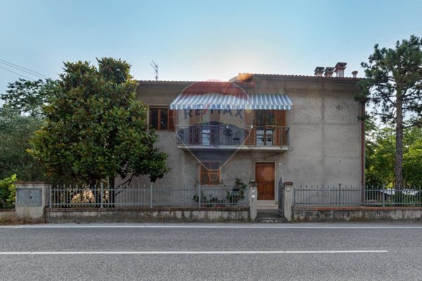 casa indipendente in vendita a Maiolati Spontini in zona Moie