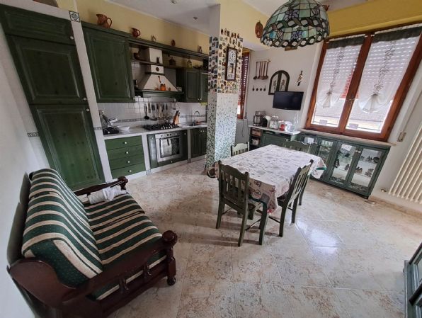 appartamento in vendita a Maiolati Spontini in zona Moie