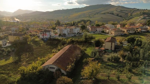 capannone in vendita a Maiolati Spontini in zona Moie