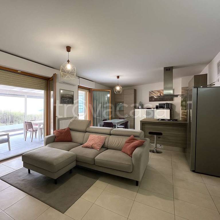 appartamento in vendita a Maiolati Spontini in zona Moie