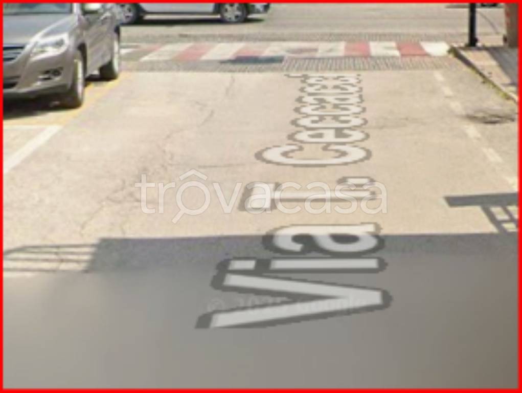 negozio in vendita a Maiolati Spontini in zona Moie