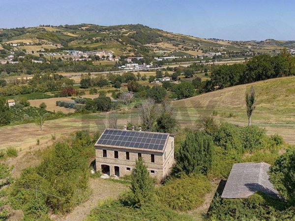 casa indipendente in vendita a Maiolati Spontini in zona Moie