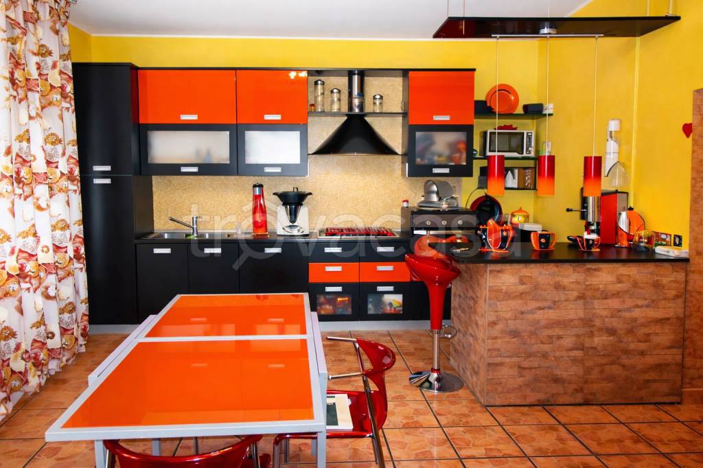 appartamento in vendita a Maiolati Spontini in zona Moie