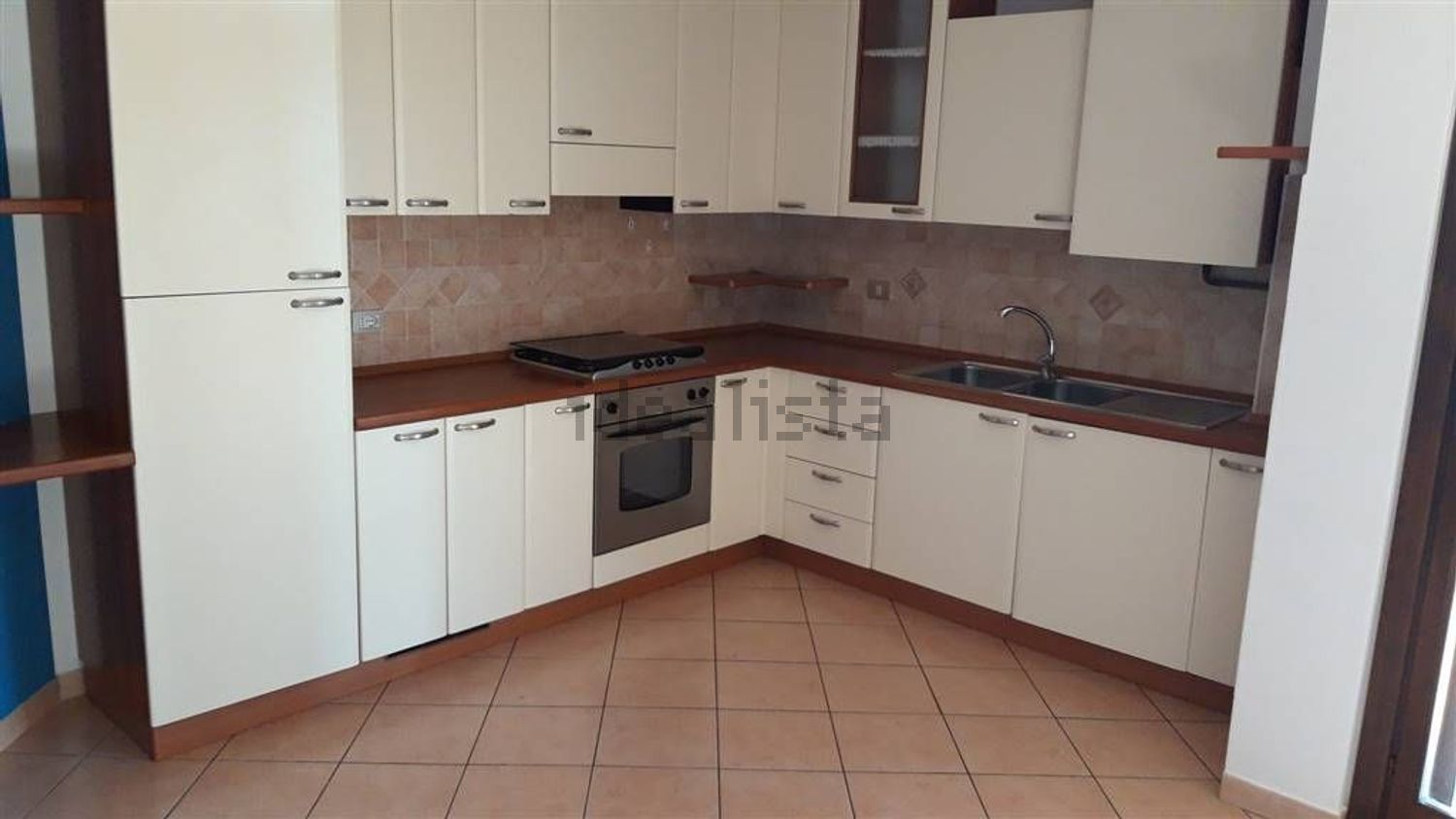 appartamento in vendita a Maiolati Spontini in zona Moie