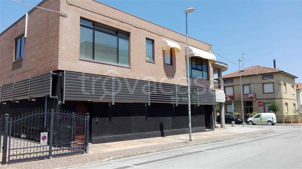 appartamento in vendita a Maiolati Spontini in zona Moie