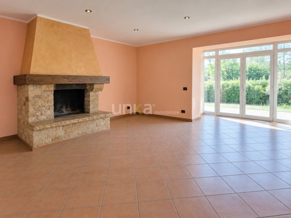 casa indipendente in vendita a Maiolati Spontini