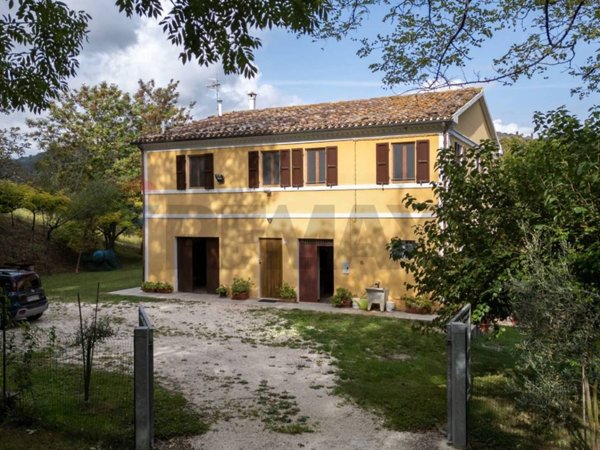 casa indipendente in vendita a Maiolati Spontini in zona Scisciano