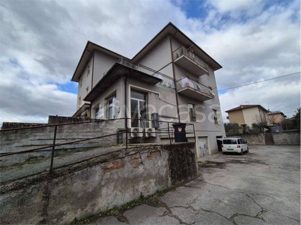 locale commerciale in vendita a Maiolati Spontini in zona Moie