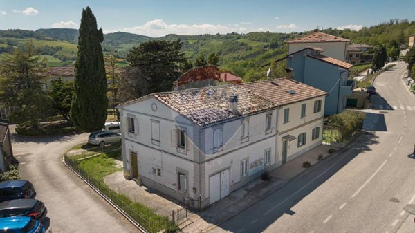 casa indipendente in vendita a Mergo