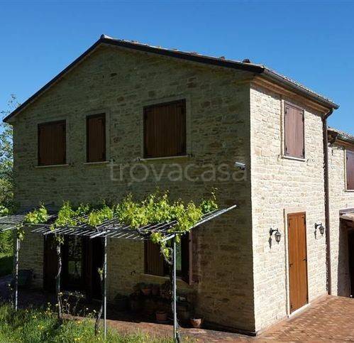 casa indipendente in vendita a Mergo