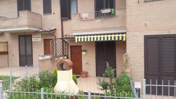 casa indipendente in vendita a Mergo