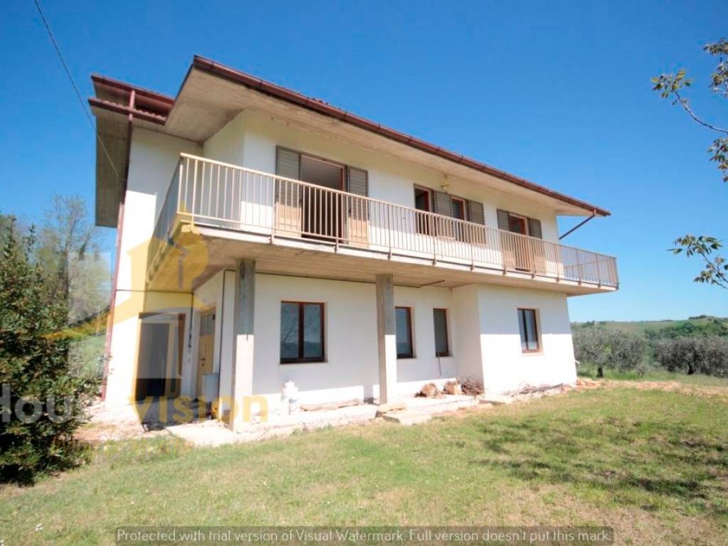 casa indipendente in vendita a Mergo