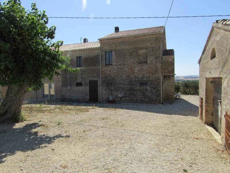 casa indipendente in vendita a Monsano