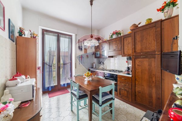 appartamento in vendita a Monsano in zona Santa Maria