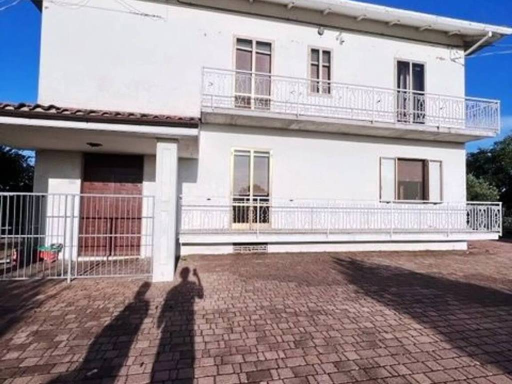 casa indipendente in vendita a Monsano