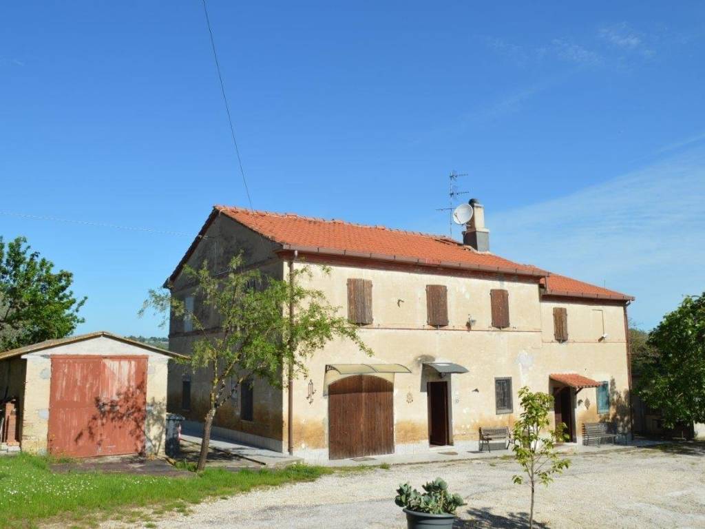 casa indipendente in vendita a Monsano
