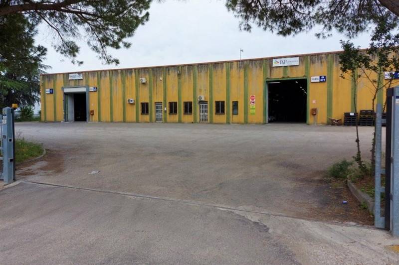 terreno edificabile in vendita a Monsano