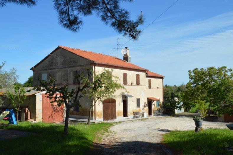 casa indipendente in vendita a Monsano