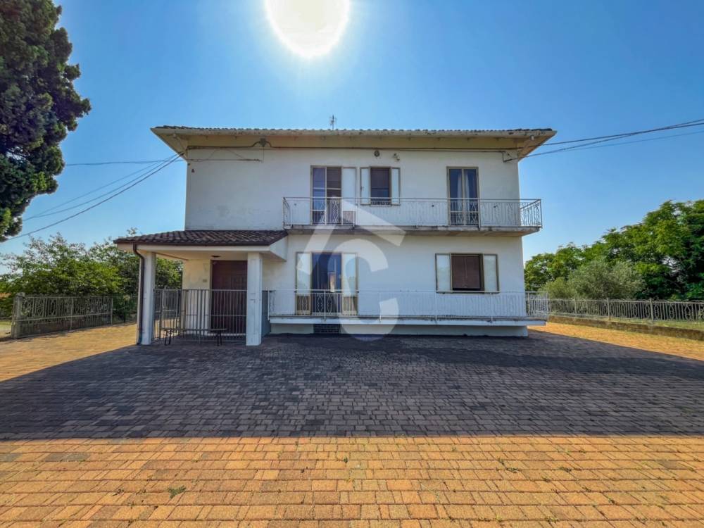 casa indipendente in vendita a Monsano