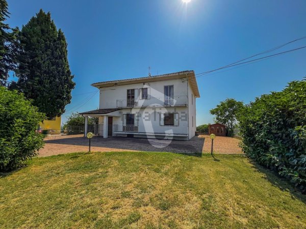 casa semindipendente in vendita a Monsano