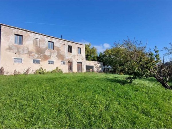 casa indipendente in vendita a Monsano