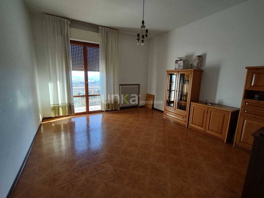 casa indipendente in vendita a Monsano in zona Santa Maria