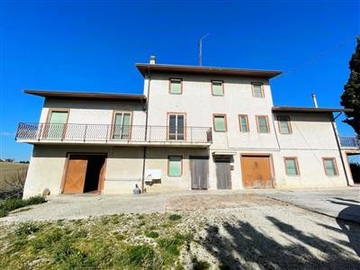 casa indipendente in vendita a Monsano