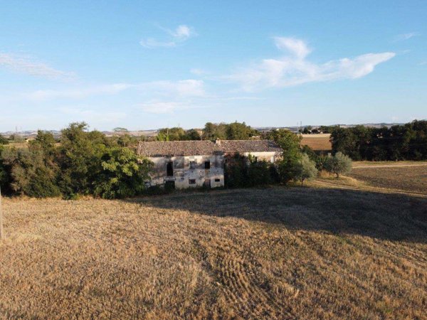 casa indipendente in vendita a Monsano