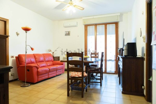 appartamento in vendita a Monsano in zona Santa Maria