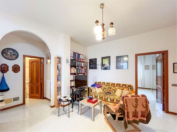 appartamento in vendita a Monsano in zona Santa Maria