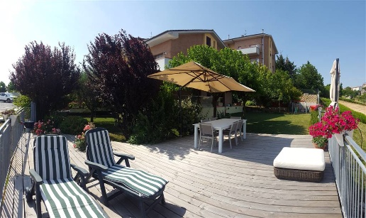 appartamento in vendita a Monsano in zona Santa Maria