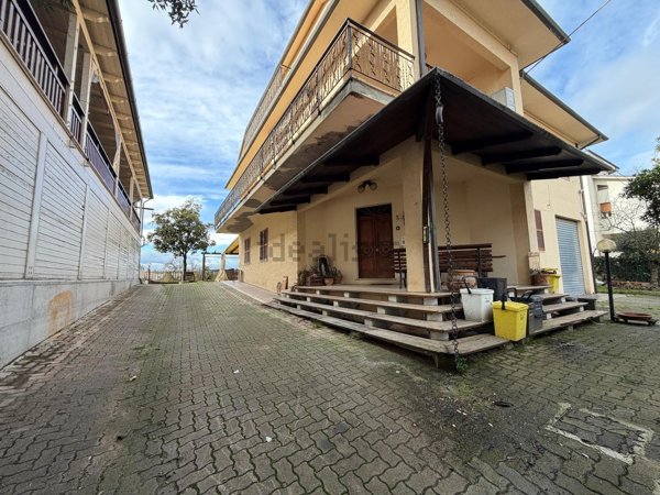 casa indipendente in vendita a Monsano in zona Santa Maria