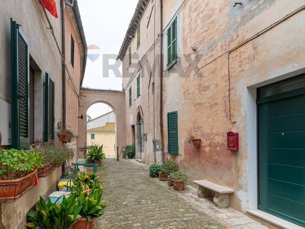 casa indipendente in vendita a Monsano in zona Santa Maria