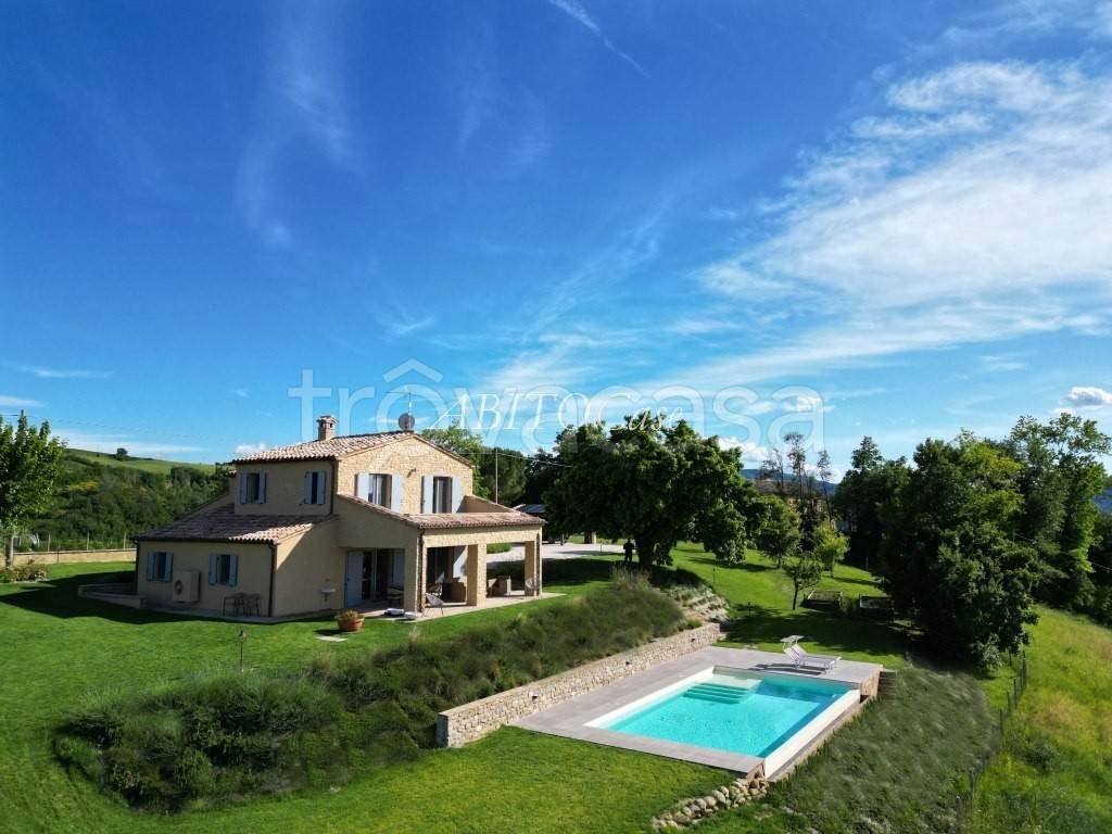 casa indipendente in vendita a Montecarotto