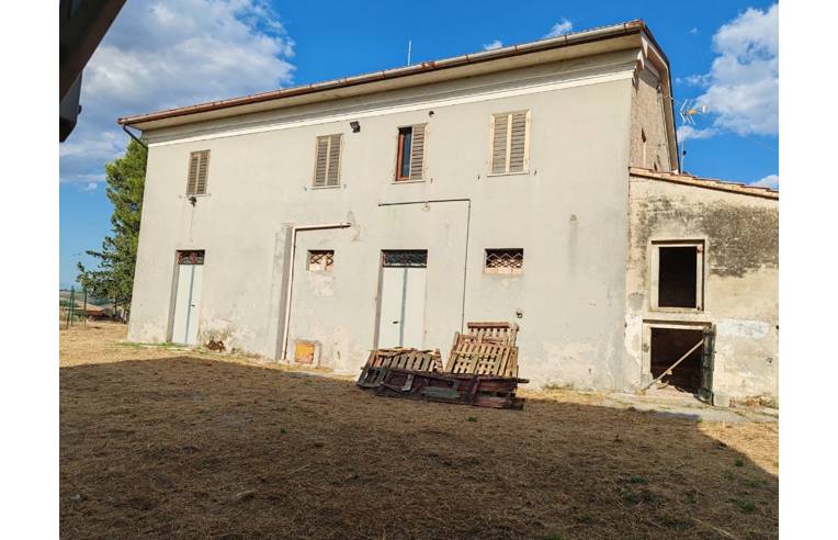 casa indipendente in vendita a Montecarotto